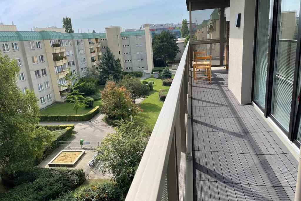 New, Quiet Flat Next To U1, Vic, Shopping Mall,... Vienna Exterior photo
